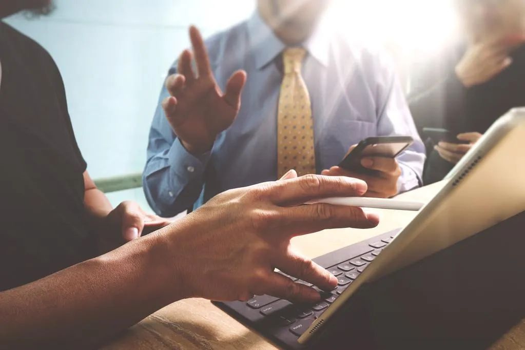 三部门：建立健全信贷风险分担和监测机制；金融监管总局：构建安全可信的数据生态